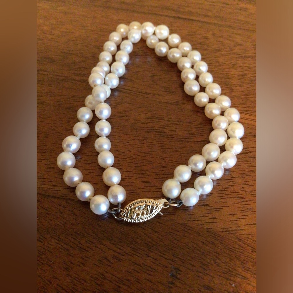 Classic Double-Strand White Pearl Bracelet